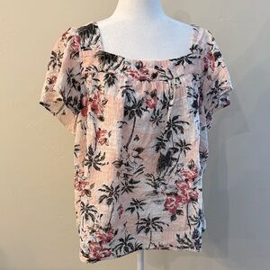 Torrid Woman's 1 Short Sleeve Lt Pink Hawaiian Style Shirt